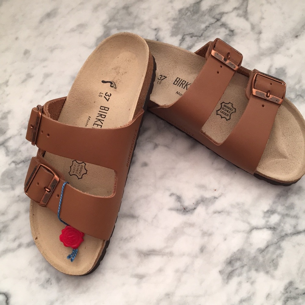 Brand new in box Birkenstock Arizonas
